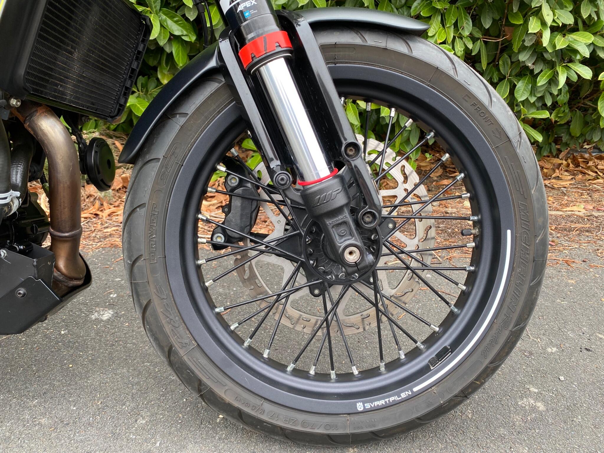 2022 72 Reg Husqvarna Svartpilen 401